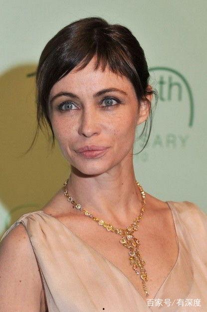 艾曼纽2000:艾曼纽与爱的艺术,艾曼纽2000的浪漫启示录